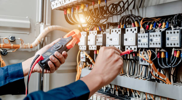 Best Circuit Breaker Repair  in Lenox, IA